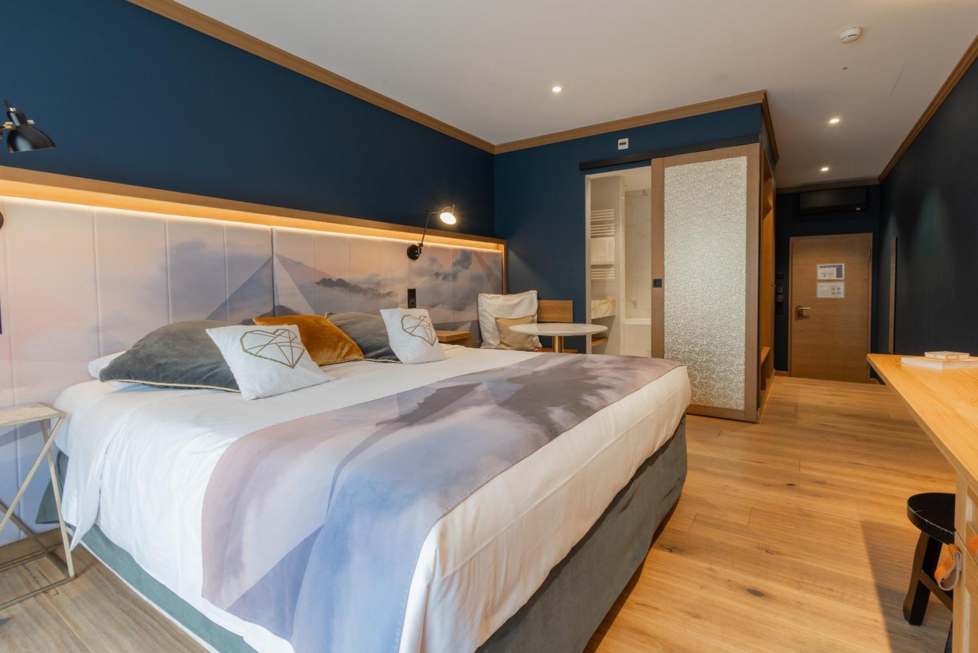 Hotel Boutique Glacier 4*